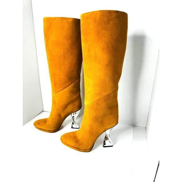 Brandon Maxwell Camel Suede Knee High Boots Sz 39 US 9 Sculptural Metallic Heel - Picture 2 of 9